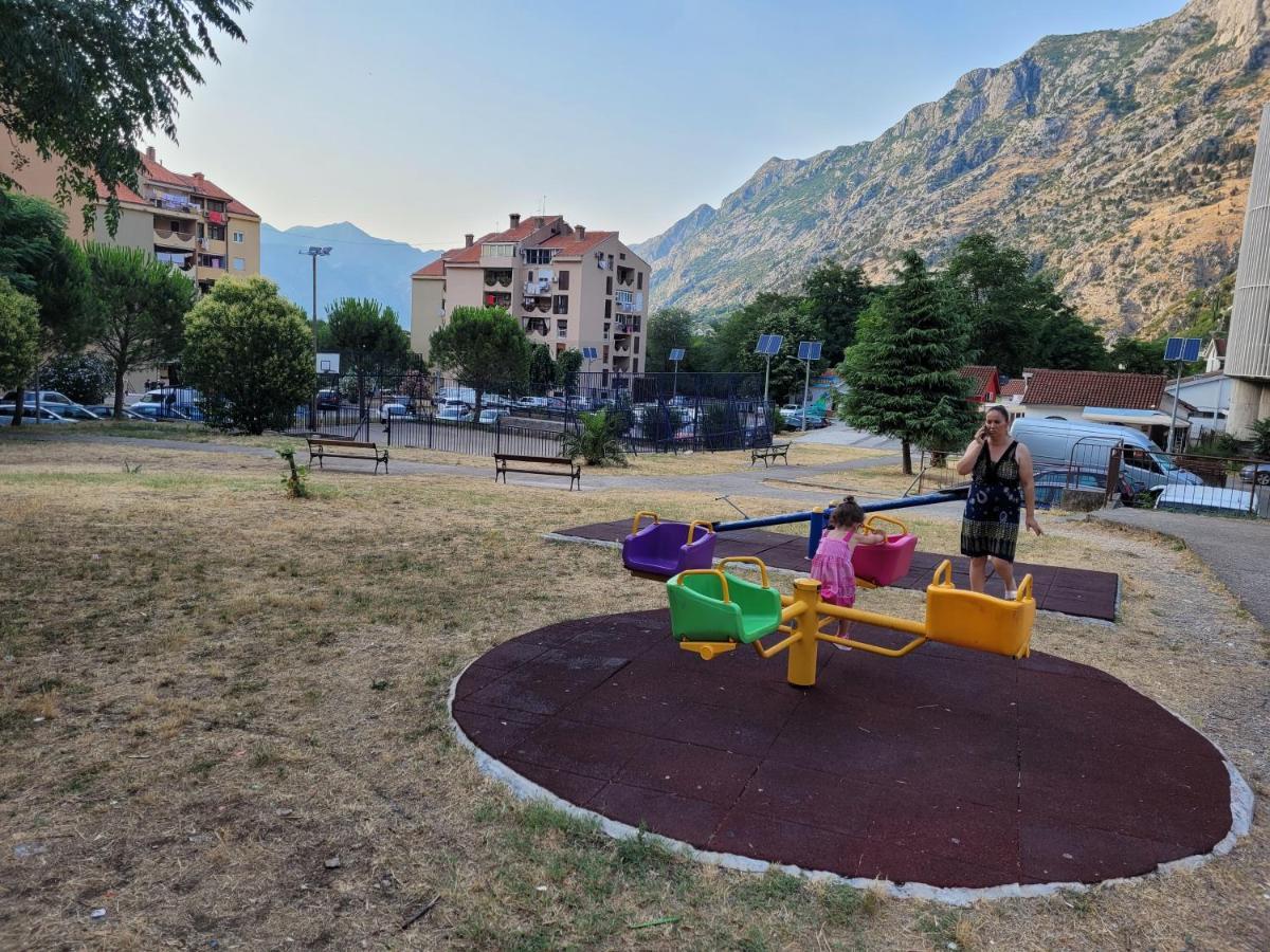Rakite Apartment Kotor Buitenkant foto